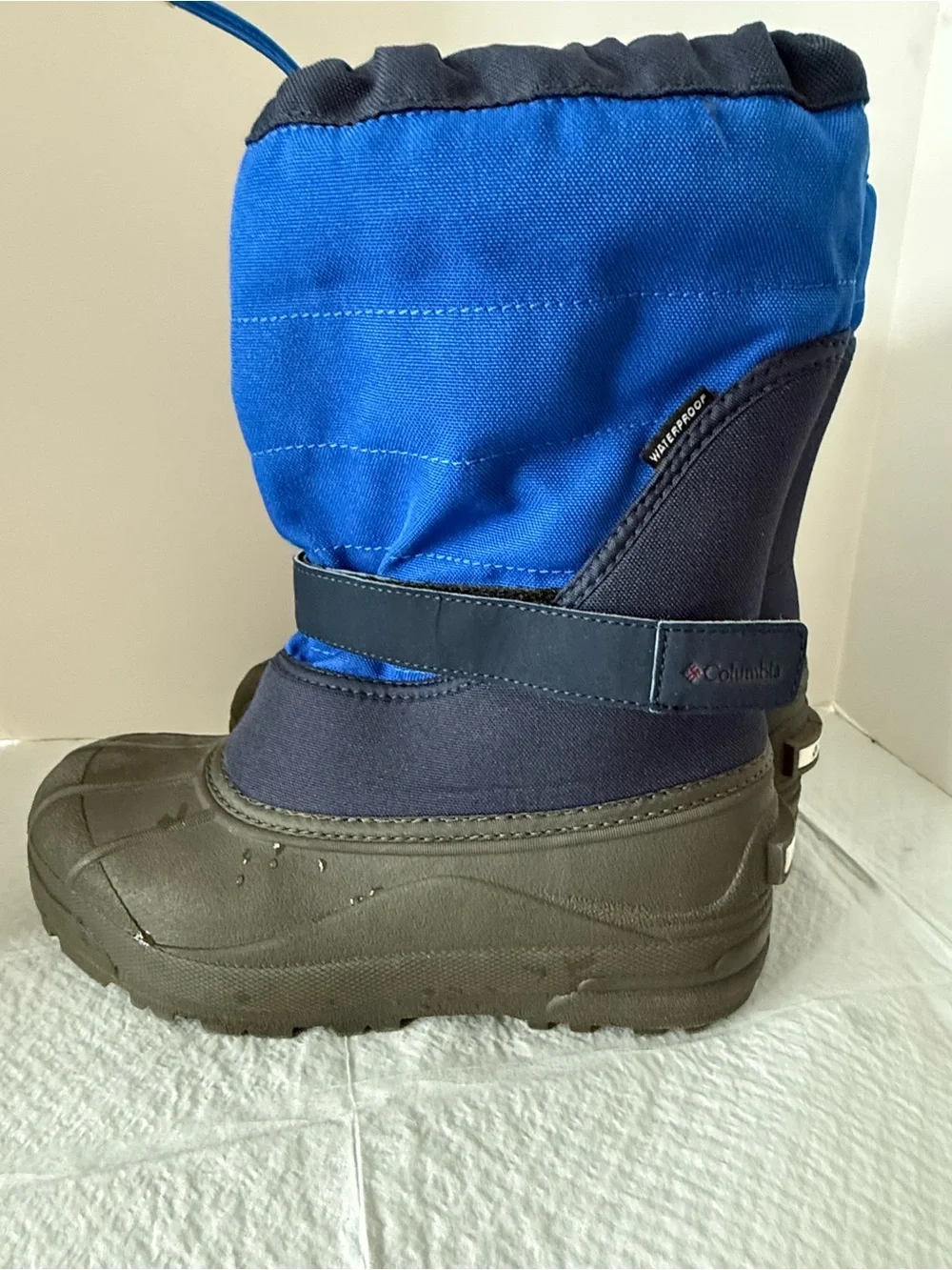 Columbia boys Blue and Black Insulated Winter Boot
